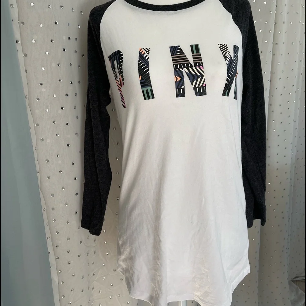 Pink Victoria’s Secret 3/4 inch sleeve t-shirt - Picture 3 of 5